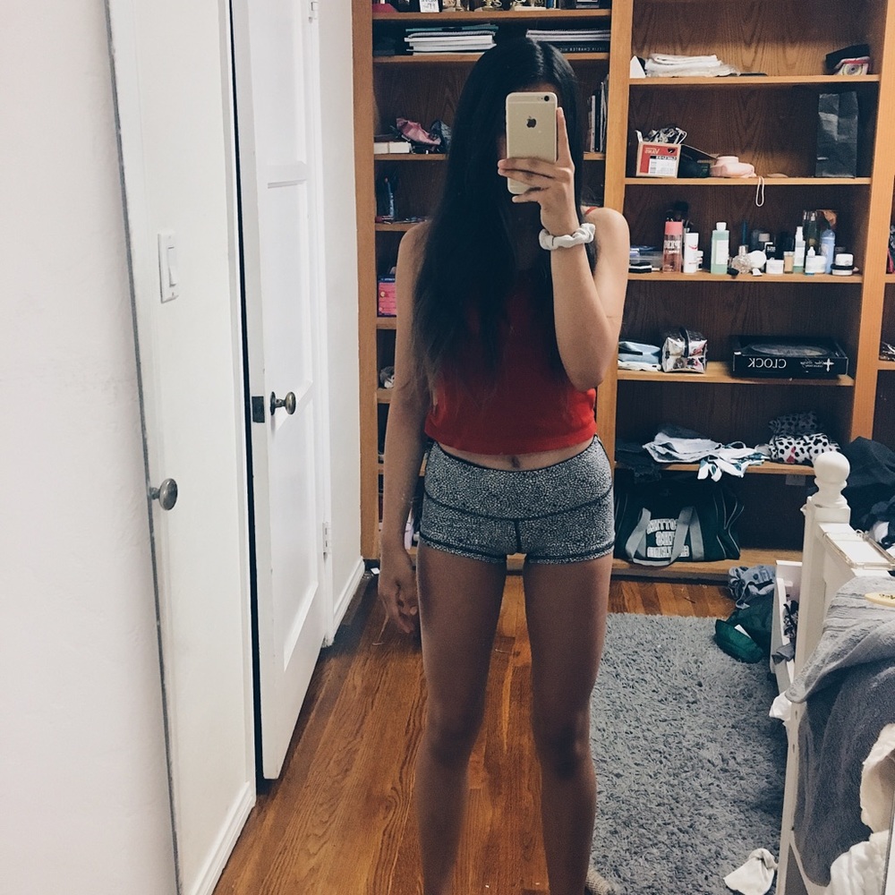 lululemon boogie short!